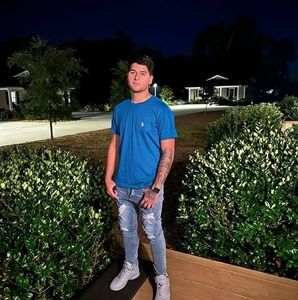 Meet your Posher, Junior